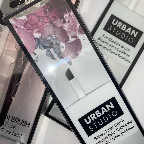 3 pcs -URBAN STUDIO by CALA makeup brush - Picture 2 of 5
